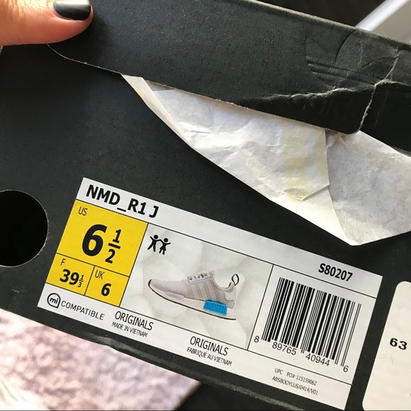 ADIDAS NMD R1 J •BRIGHT CYAN SZ 6.5 kids - Picture 10 of 10